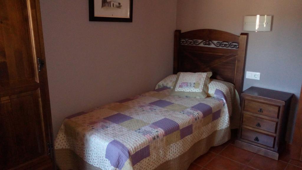 Apartamentos Rurales Casas De Los Maestros Talarrubias Eksteriør bilde
